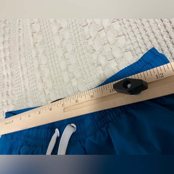 Nike swim / athletic shorts - Picture 5 of 6